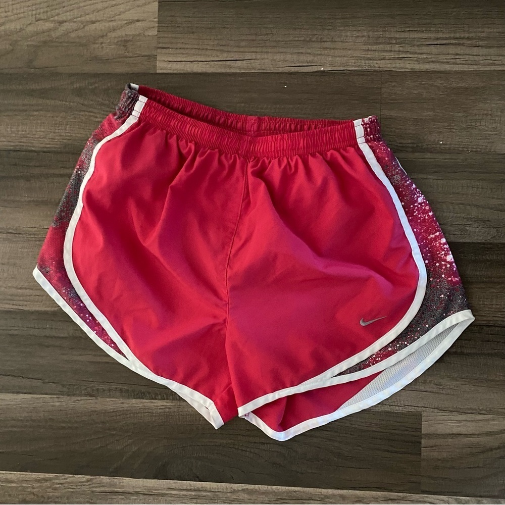 Nike  Dri - Fit athletic pink Women’s short size S - Picture 5 of 7